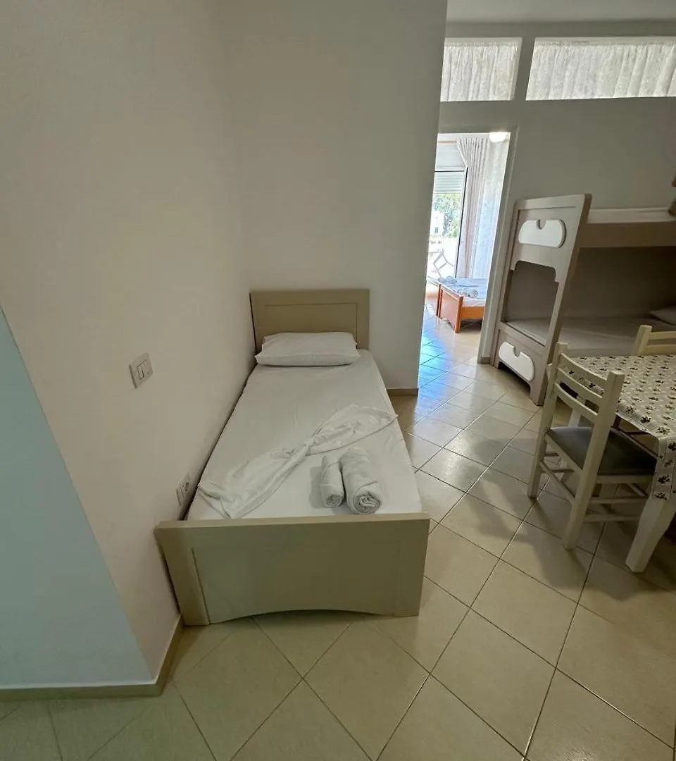 Fm Apartments 4 Vlore